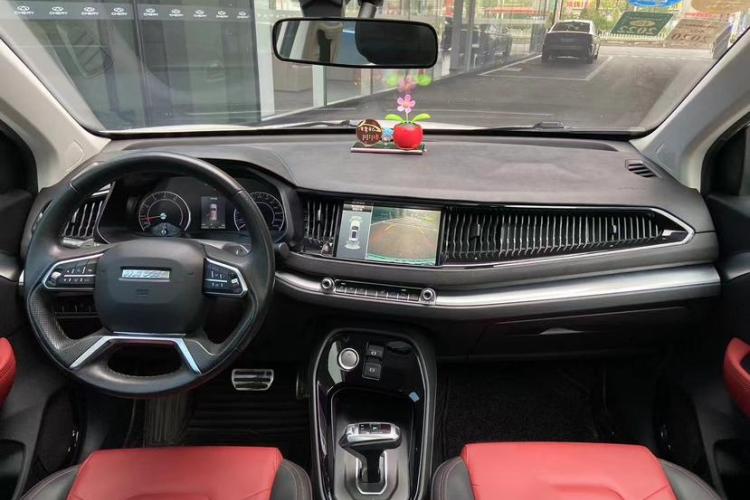 Haval H2s 2018 #9 Haval H2s 2018 car image #9