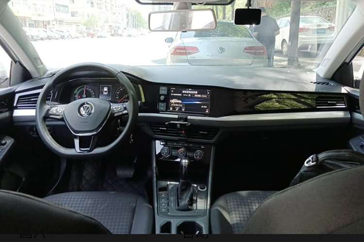 Volkswagen Bora Pure Electric 2021 imagem de carro #9