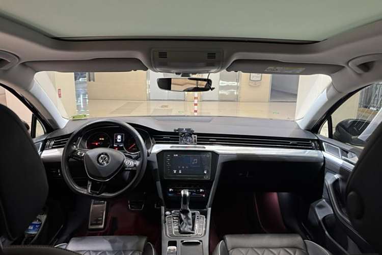 Volkswagen Magotan GTE 2021 car image #9