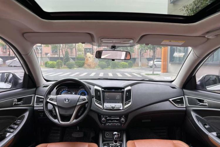 Changan Eado EV 2018 car image #9
