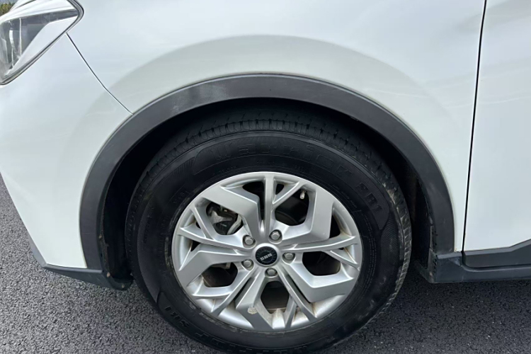 SWM斯威汽车 SWM斯威G01FF 2020 #9 SWM斯威汽车 SWM斯威G01FF 2020 汽车图片 #9