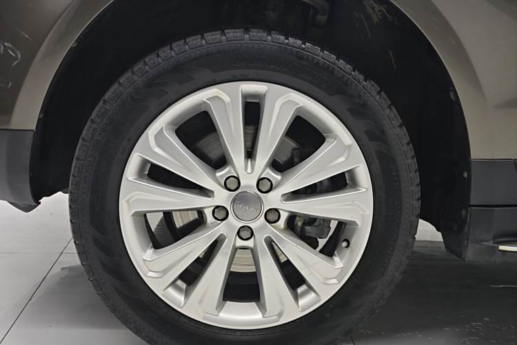 Haval H8 2018 car image #9