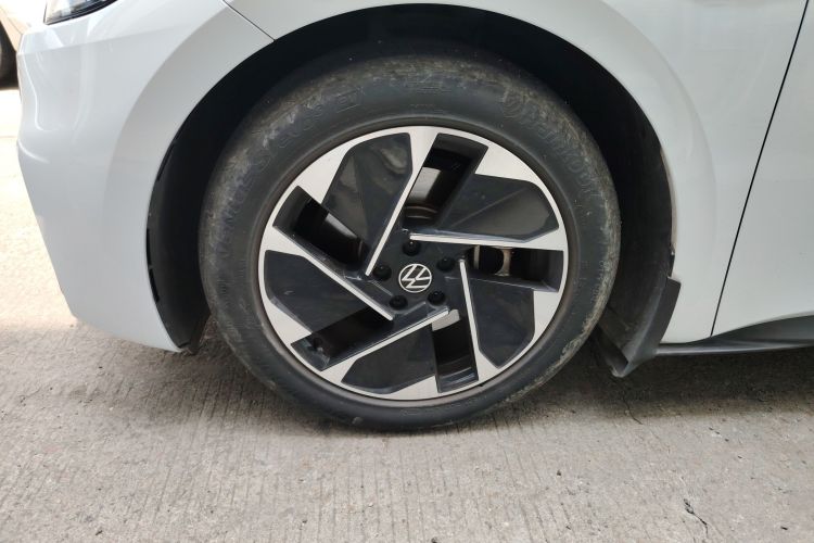 Volkswagen ID.3 2023 #9 Volkswagen ID.3 2023 car image #9