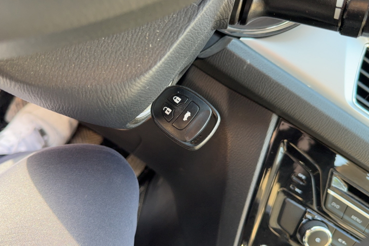 Changan Alsvin V7 2018 #9 Changan Alsvin V7 2018 car image #9