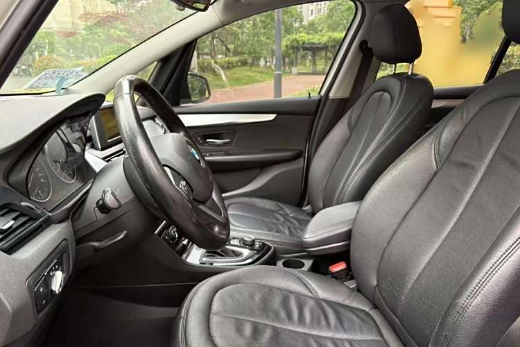 BMW 2 Series Gran Tourer 2016 صورة سيارة #9