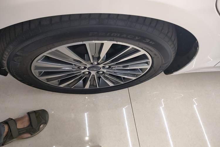 Ford Mondeo New Energy 2019 car image #9