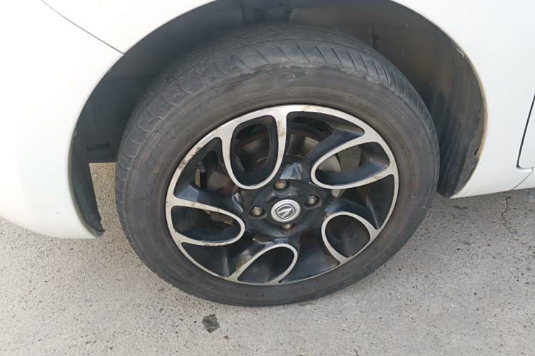 Changan BenBen 2017 صورة سيارة #9