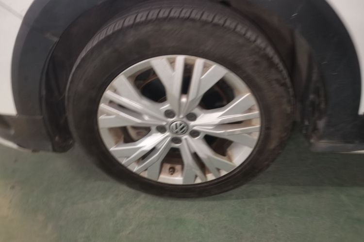 Volkswagen C-Trek 2018 immagine di auto #9