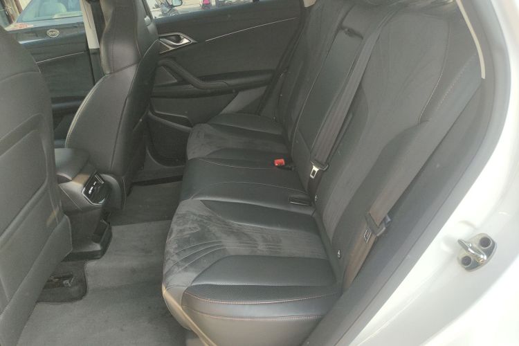 Roewe D5X DMH 2024 car image #9