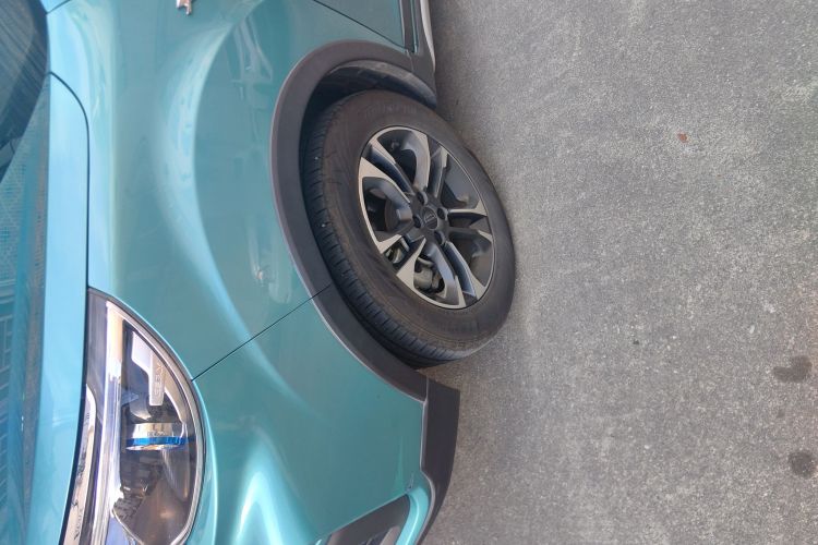 Vision X3 2019 car image #9
