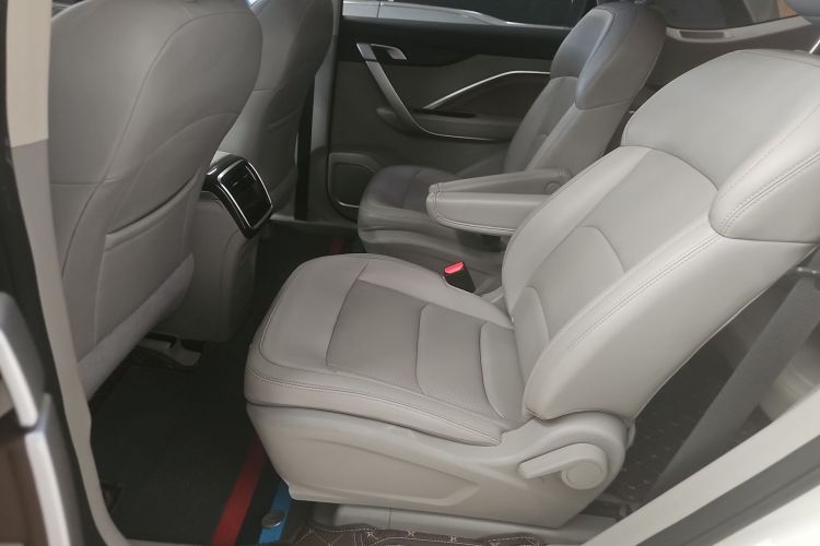 GEELY JiaJi New Energy 2021 car image #9