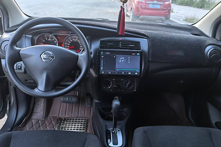 日产 骊威 2018 汽车图片 #9