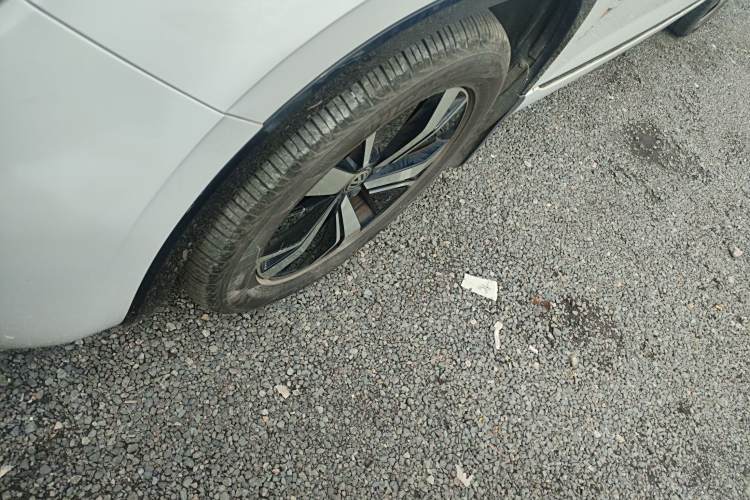 Volkswagen Tayron GTE 2021 car image #9