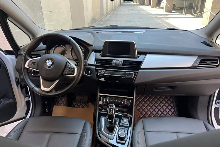 BMW 2 Series Gran Tourer 2021 car image #9