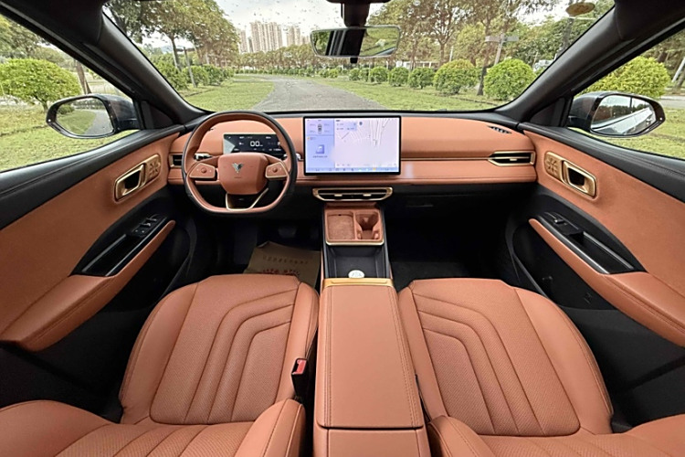 哪吒汽车 哪吒X 2024 #9 哪吒汽车 哪吒X 2024 汽车图片 #9