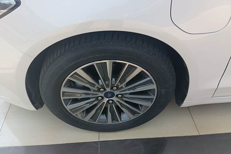 Ford Mondeo New Energy 2020 car image #9