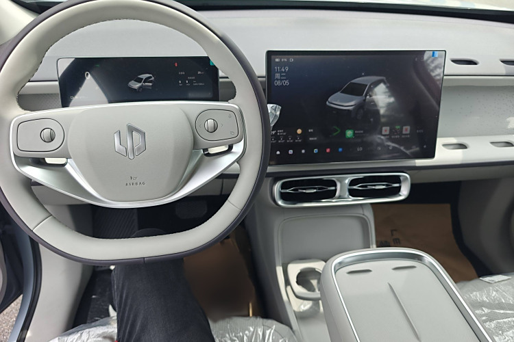 零跑汽车 零跑B10 2025 汽车图片 #9