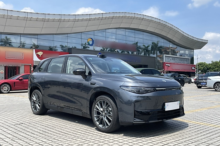 零跑汽车 零跑C10 2024 汽车图片 #9