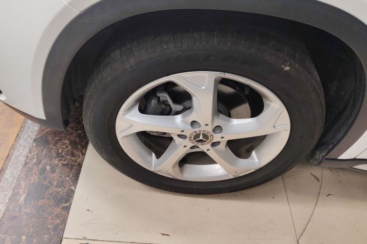 Mercedes-Benz GLA Class (Imported) 2019 car image #9