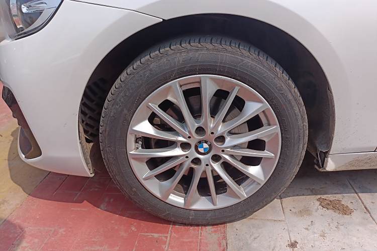 BMW 2 Series Gran Tourer 2020 immagine di auto #9