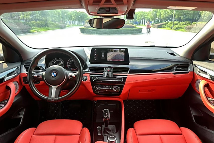 BMW X2 2023 car image #9