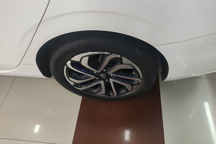 Changan Eado EV 2019 #9 Changan Eado EV 2019 image de voiture #9