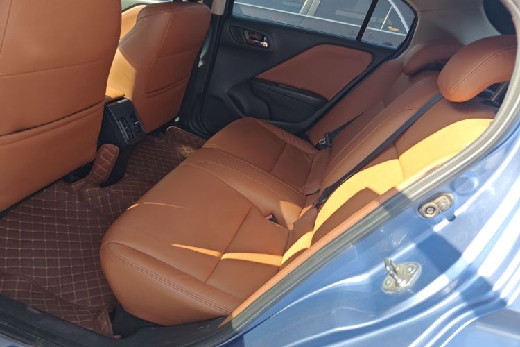 Honda Gienia 2017 car image #9