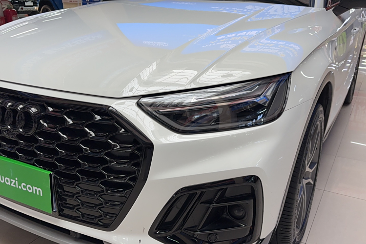 Audi Q5L Sportback 2024 car image #9