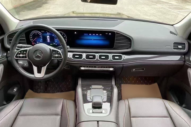 Mercedes-Benz GLS Class 2020 car image #9
