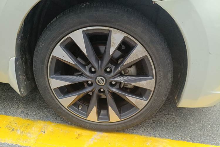 日产 蓝鸟经典 2016 汽车图片 #9