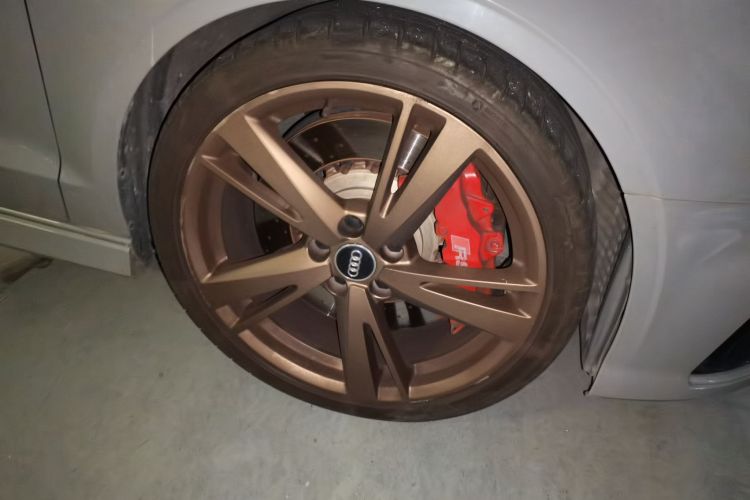 Audi RS 3 2019 car image #9