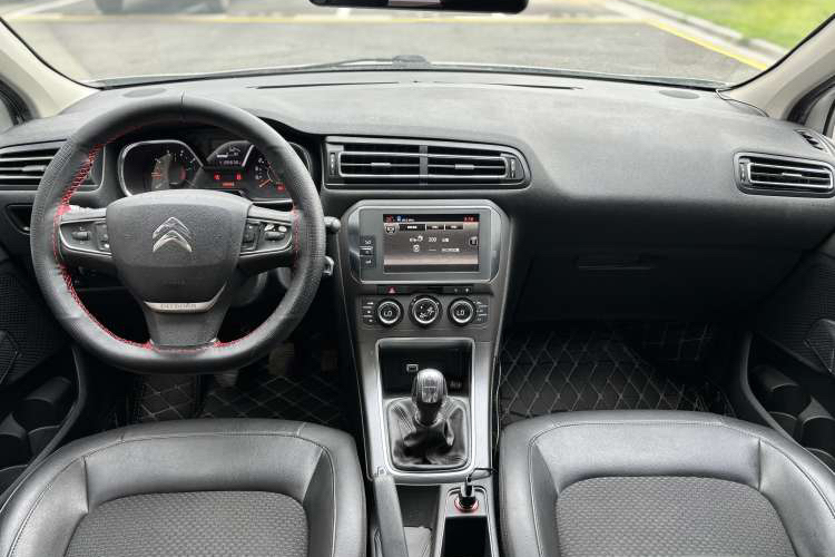 Citroen C4 C-Quatre 2016 immagine di auto #9