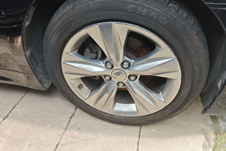 丰田 皇冠 2015 汽车图片 #9