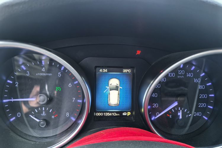 Haval H8 2016 #9 Haval H8 2016 изображение автомобиля #9