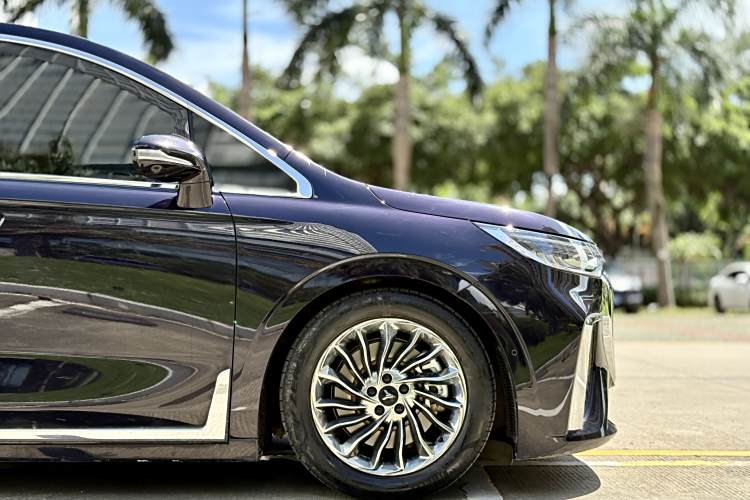 岚图汽车 岚图梦想家 2023 汽车图片 #9