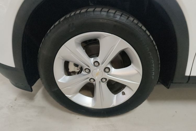 Chevrolet Charm 2023 car image #9