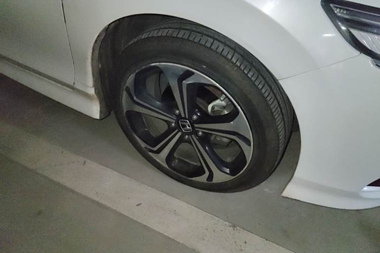 Honda Jade 2018 car image #9