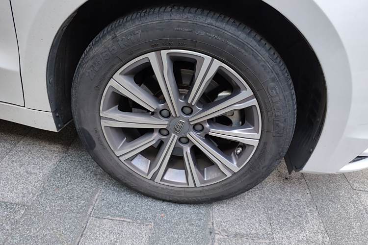 GEELY Ulion New Energy 2018 #9 GEELY Ulion New Energy 2018 car image #9