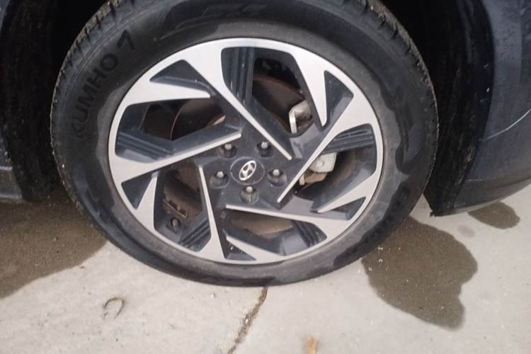 Hyundai Custo 2021 car image #9