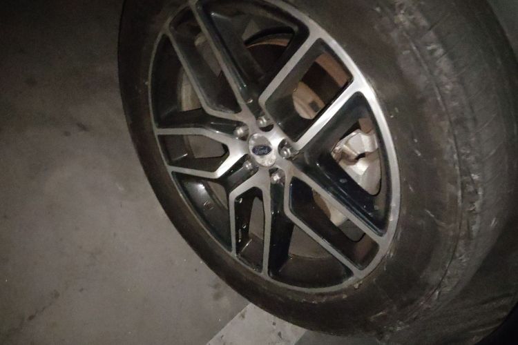 Ford Explorer (Imported) 2015 صورة سيارة #9