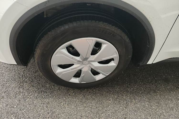 睿蓝汽车 枫叶80v 2024 汽车图片 #9