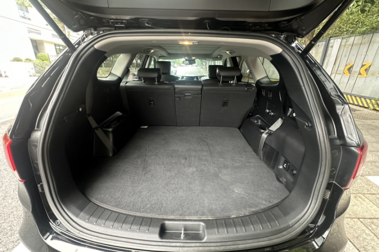 Hyundai Grand Santa Fe 2017 #9 Hyundai Grand Santa Fe 2017 car image #9