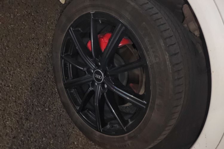 Audi Q5L Sportback 2021 car image #9