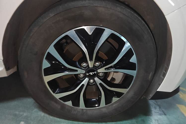 Kia Carnival 2021 immagine di auto #9