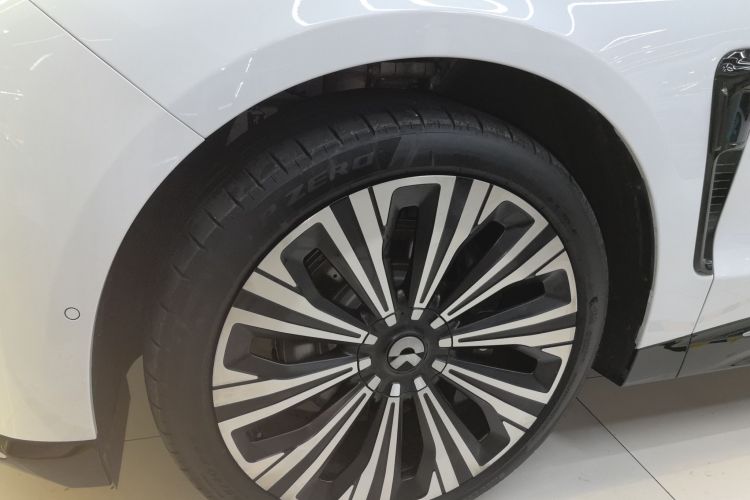 NIO ET9 2024 image de voiture #9