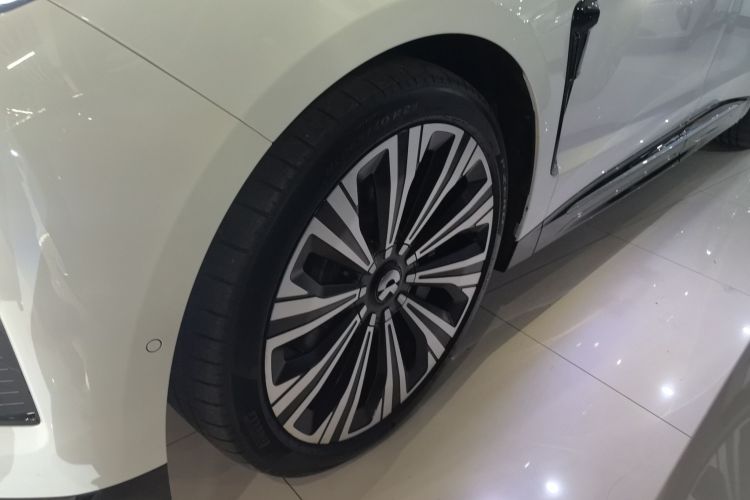 NIO ET9 2024 imagen de coche #9