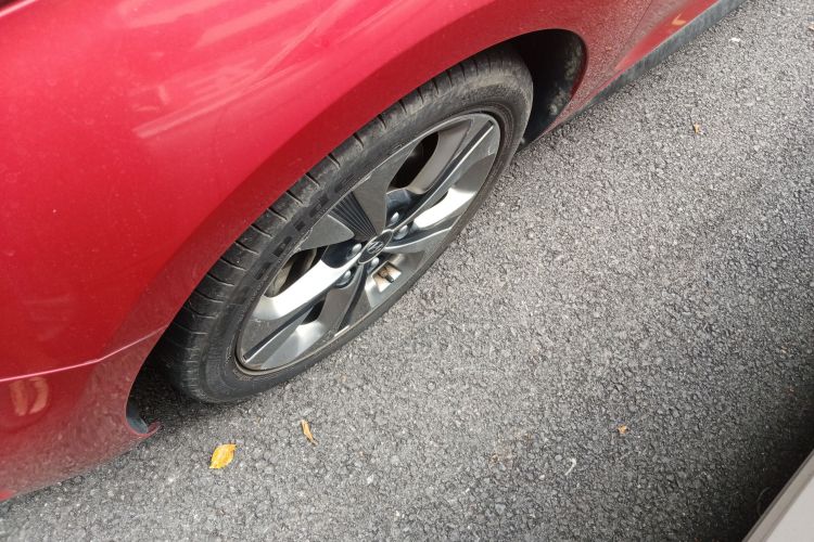 Hyundai Lafesta 2018 #9 Hyundai Lafesta 2018 car image #9