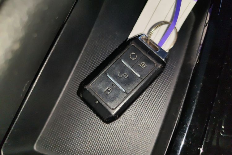 BYD Yuan New Energy 2020 #9 BYD Yuan New Energy 2020 صورة سيارة #9