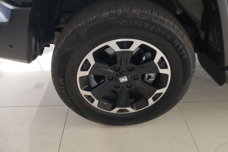 Tank 300 New Energy 2025 imagen de coche #9