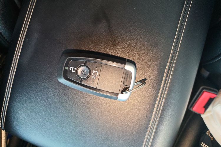 Ford Explorer 2021 #9 Ford Explorer 2021 immagine di auto #9